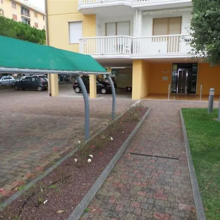 דירה Seaside In With Parking ביביונה