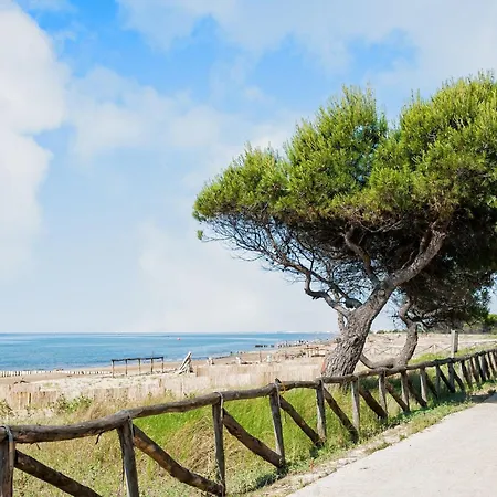 Seaside In With Parking *